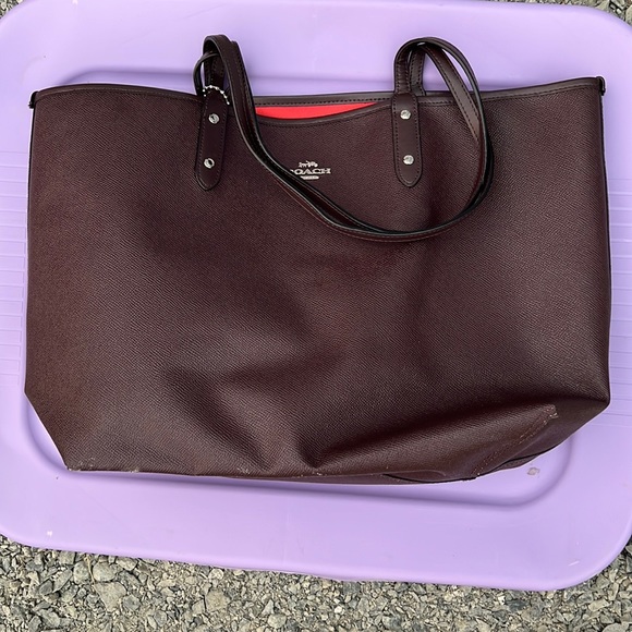 Coach Handbags - Large coach tote